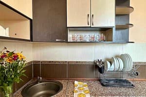 2-ком на просп.Соборном 212 (бульвар Шевченко) 9