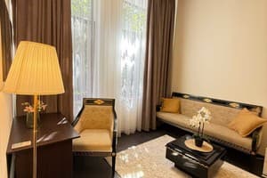 Готель Alex Hotel. Люкс 4-місний  8