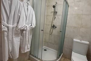 Готель Alex Hotel. Стандарт тримісний  7