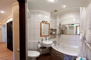 Babylon Apartments on Symona Pеtlyury 5