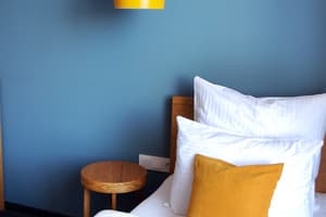 Отель Beehive Hotel. Стандарт двухместный  с двумя кроватями и видом на город 7