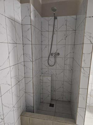 Біля Замку 11