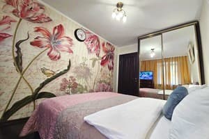 Квартира Ботаник. Alex Apartments (бесконтактное поселение 24/7). Семейный двухместный +3.  Ботаник 13