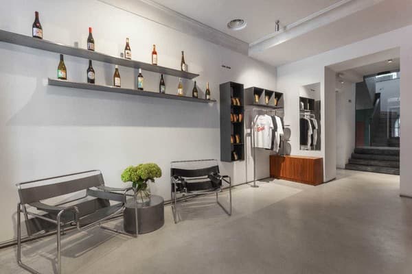 Brik Hotel 18