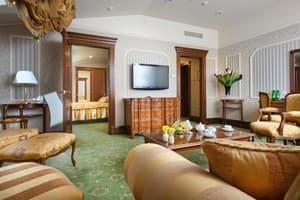 Отель Бристоль. Полулюкс двухместный  3