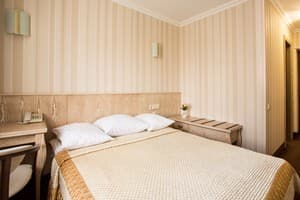 Отель Буковина. Стандарт одноместный  5