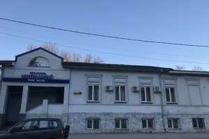 Центральный 8