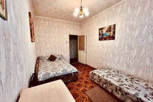 Двухкомнатная в центре города 7