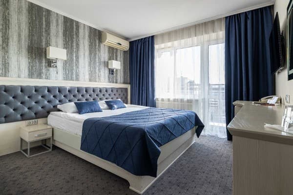 Евроотель 8