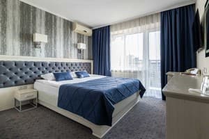 Отель Евроотель. Стандарт двухместный с балконом 6