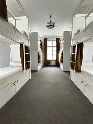 Family Hostel Lviv 6