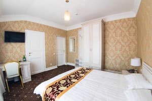 Grand Aristocrate 4