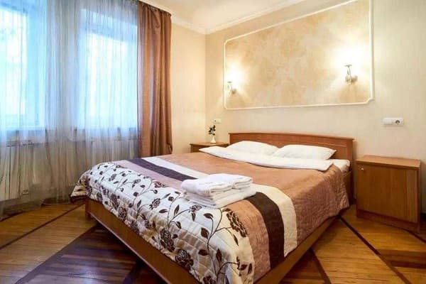 Home Hotel вул. Спасська, 25/17 7