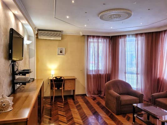 Home Hotel вул. Спасська, 25/17 2