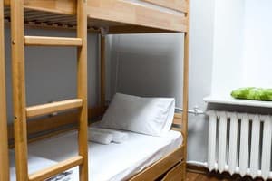 Хостел Hostel51 . Место в женском 8-местном номере  2