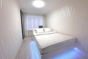 Красное и белое,Alex Apartments (бесконтактное заселение 24/7) 3