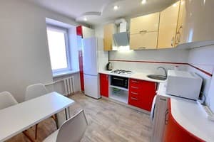 Красное и белое,Alex Apartments (бесконтактное заселение 24/7) 14