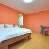 Квартира Красное и белое,Alex Apartments (бесконтактное заселение 24/7). Апартаменты 4-местный Красное и белое. Alex Apartments 1