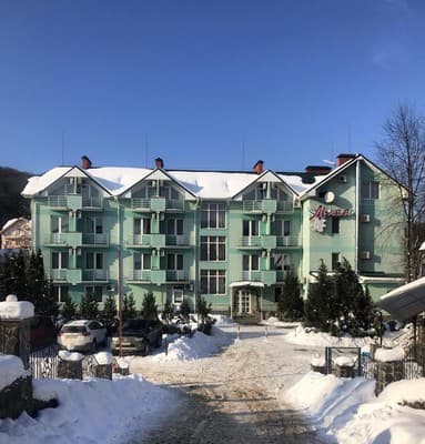 Отель Лилея
