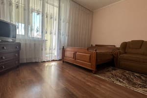 Квартира Lutsk Apartment ул.Арцеулова 22. Апартаменты двухместный +3 5