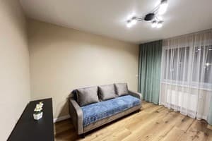 Lutsk, вул. Привокзальна, 10в 7