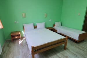 Luxor Inn & Suites 4