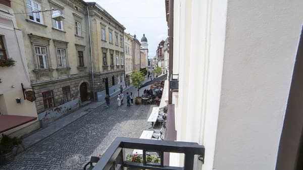 Lviv4U ул. Леси Украинки, 29 11