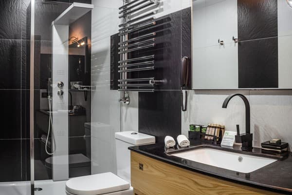 M1 Club Hotel 26