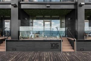 Готель M1 Club Hotel. Делюкс двомісний з терасою, вид на море 3
