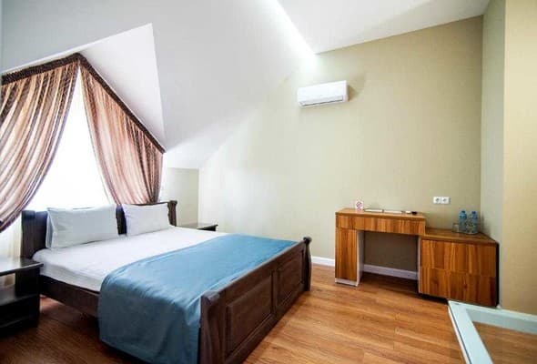 MARISS hotel & business 3