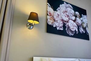 Отель MARISS hotel & business. Люкс двухместный для молодоженов (двухкомнатный) 18