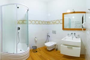 Отель MARISS hotel & business. Люкс двухместный трехкомнатный Bussines 10