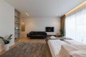 MM GROUP APARTMENT 1