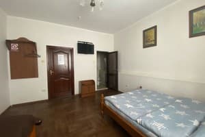 Мини-отель MOYENNE APART HOTEL. Стандарт трехместный  2
