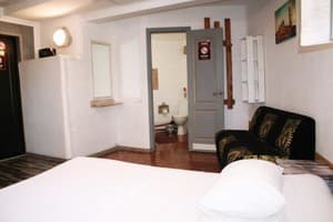 Мини-отель Mamba Hotel. №1 Просторный светлый номер – в укрытии 6