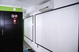 Мини-отель Mamba Hotel. №6 Уютный номер с кинотеатром - в укрытие 8