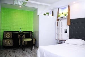 Мини-отель Mamba Hotel. №6 Уютный номер с кинотеатром - в укрытие 3