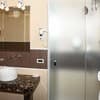 Готель Menorah Hotel. Люкс тримісний Стандарт (тримісне розміщення) 7