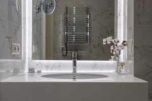 Отель Modern Art-hotel. Комфорт двухместный с 1 или 2 кроватями (завтрак включен) 1