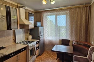 Однокомнатная на проспекте Рынок Украина, 6 слободская 5