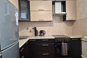 Однокомнатная в центре на проспект Центральный 186 4