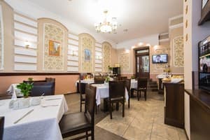 Optima Дворжец Львов 12