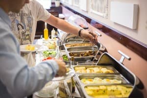 Optima Дворжец Львов 10