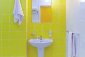 Готель Orange Hotel. Економ двомісний класик без вікна 7