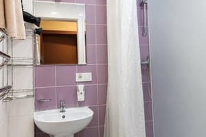 Готель Orange Hotel. Економ двомісний класик без вікна 6