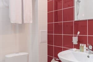 Готель Orange Hotel. Економ двомісний класик без виду 6