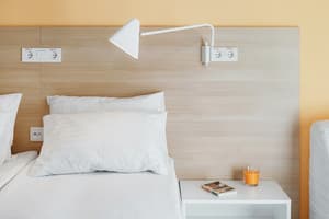 Готель Orange Hotel. Напівлюкс двомісний  1