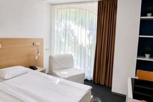 Готель Orange Hotel. Напівлюкс двомісний  5