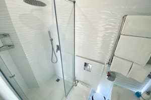 Квартира Панорамные SKY HOUSE. Бесключевой доступ в ЖК Набережный квартал. Апартаменты двухместный  21