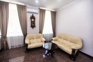 Петровский 4